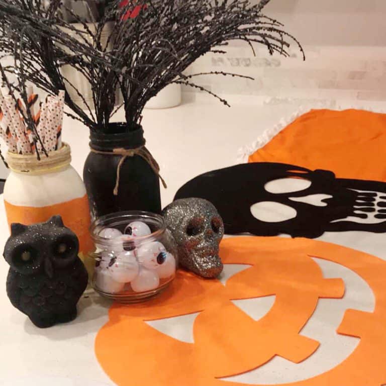 DIY Halloween Table Runner