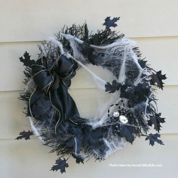 diy spider wreath diy halloween wreath 