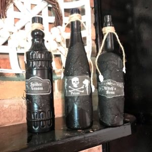 4 black diy potion bottles diy halloween potion bottles