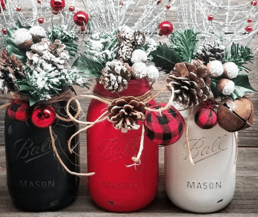 12 of the Cutest Christmas Centerpieces for the Table to Make EASILY.